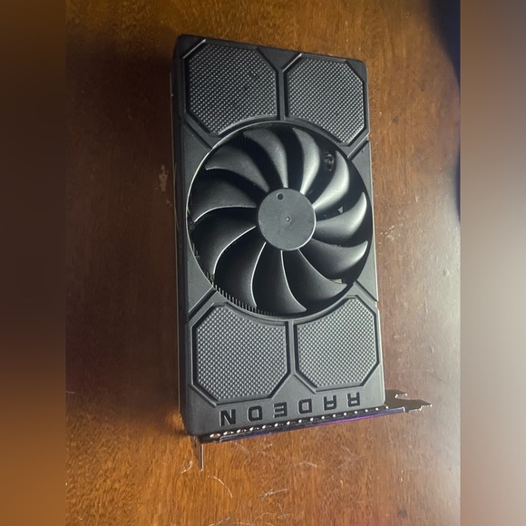 AMD Radeon Rx5500 4gb - Picture 4 of 4